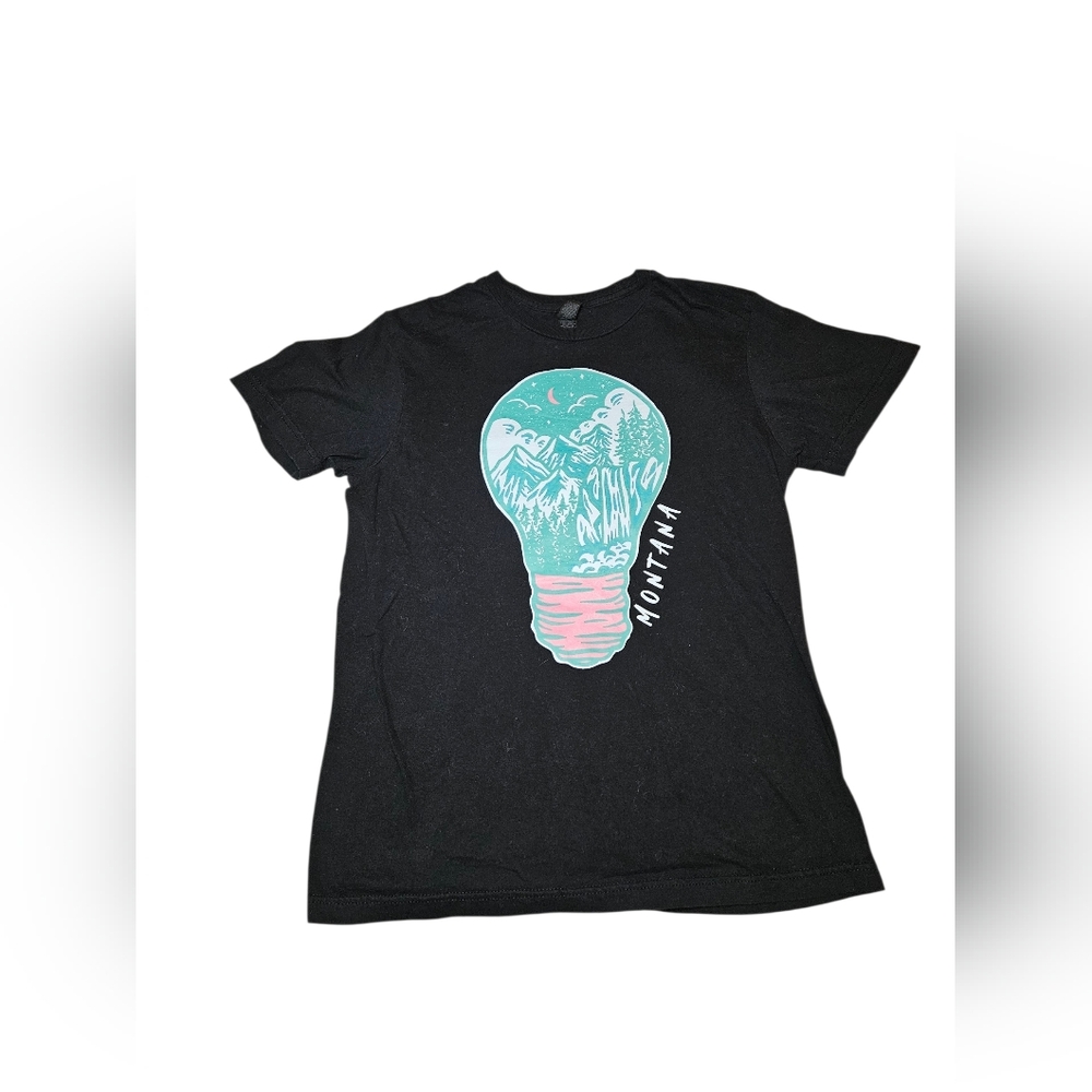 NWOT Small Women's Montana Themed Black Graphic T-Shirt with Light Bulb Design